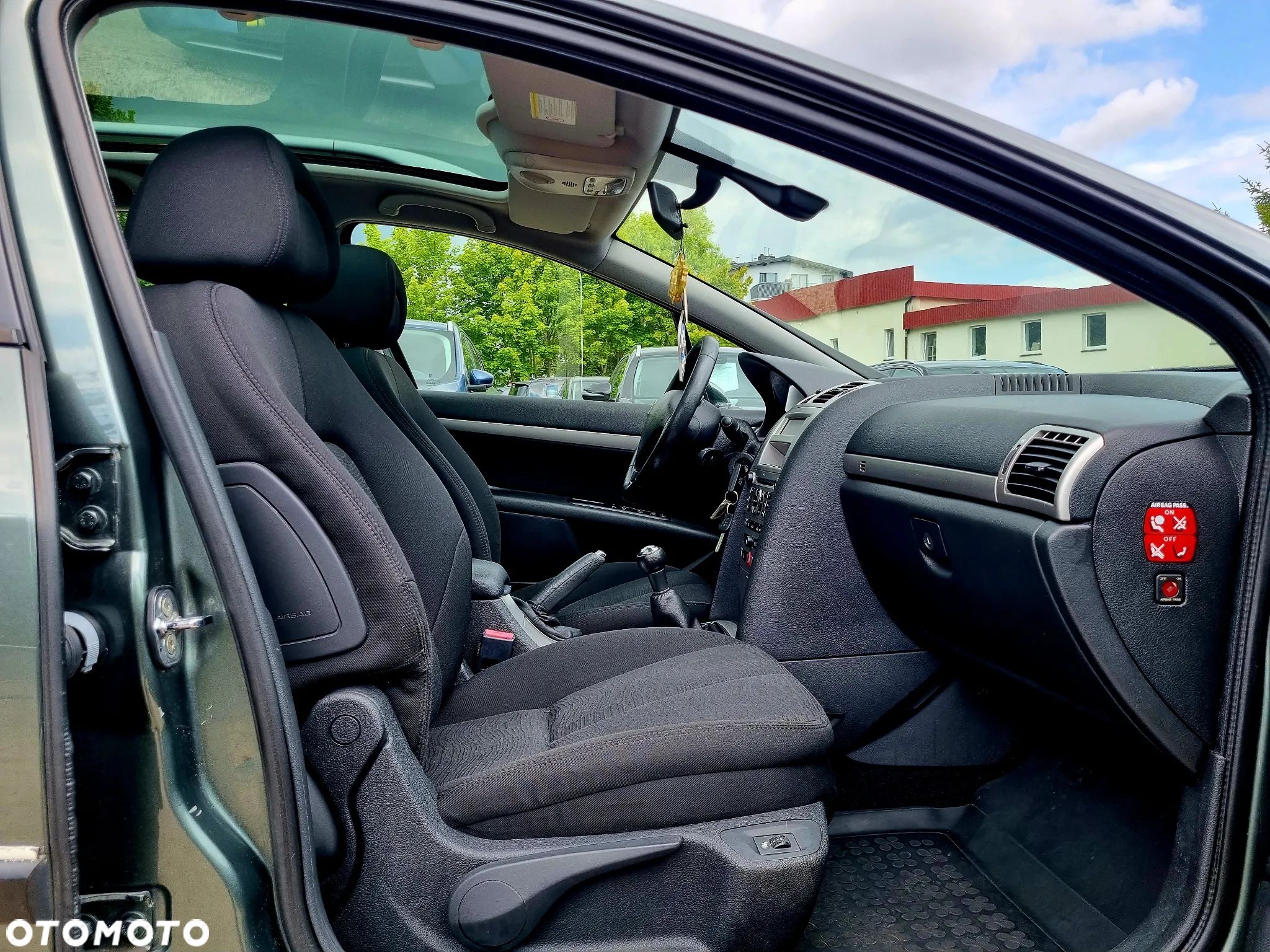 Peugeot 407 - 12