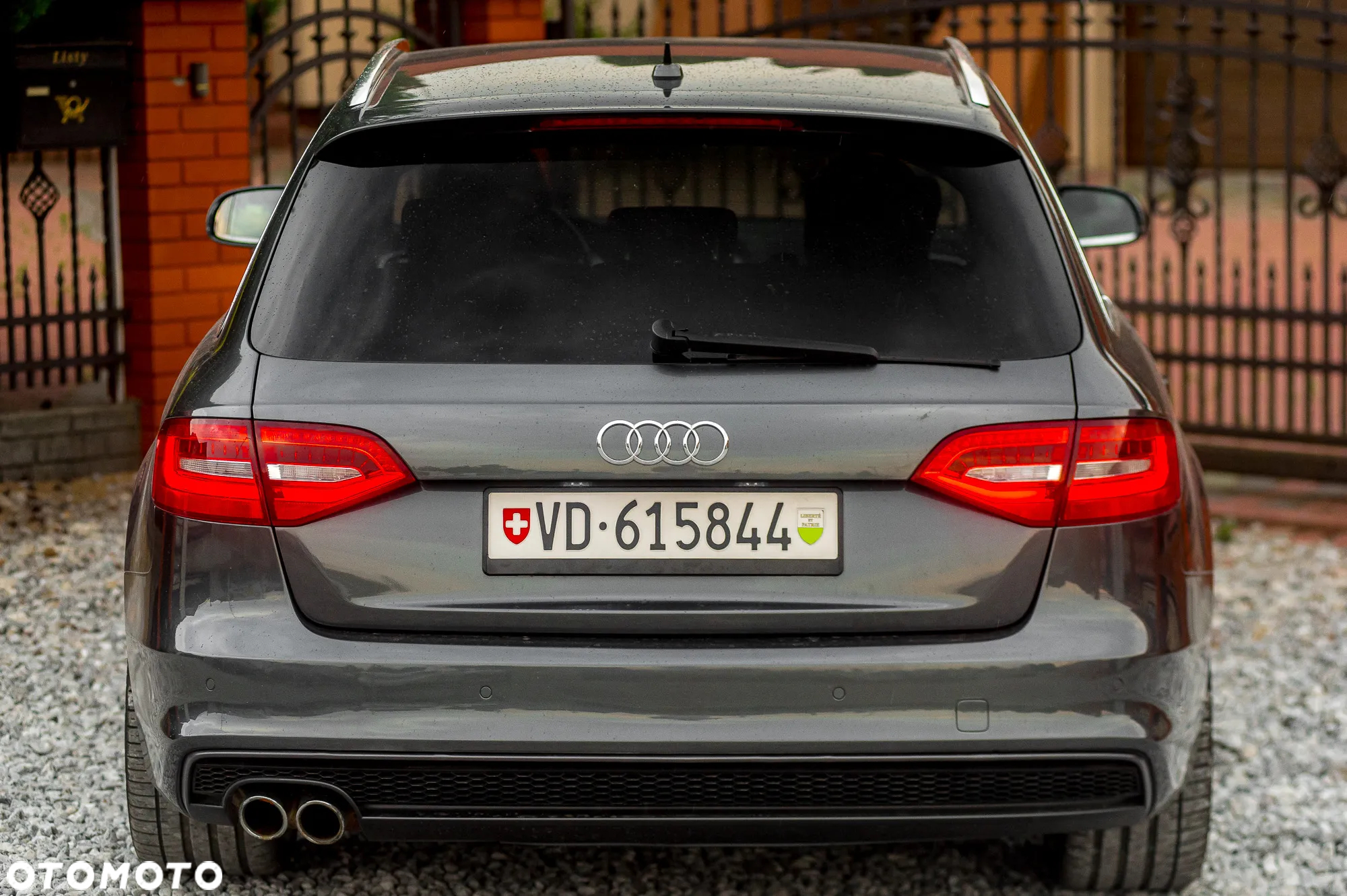 Audi A4 Avant 2.0 TDI DPF multitronic S line Sportpaket - 11