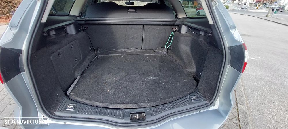 Ford Mondeo SW 1.8 TDCi Titanium ECOnetic - 16