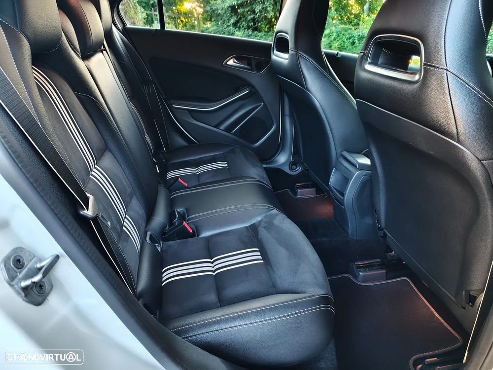 Mercedes-Benz A 180 d 7G-DCT AMG Line - 8