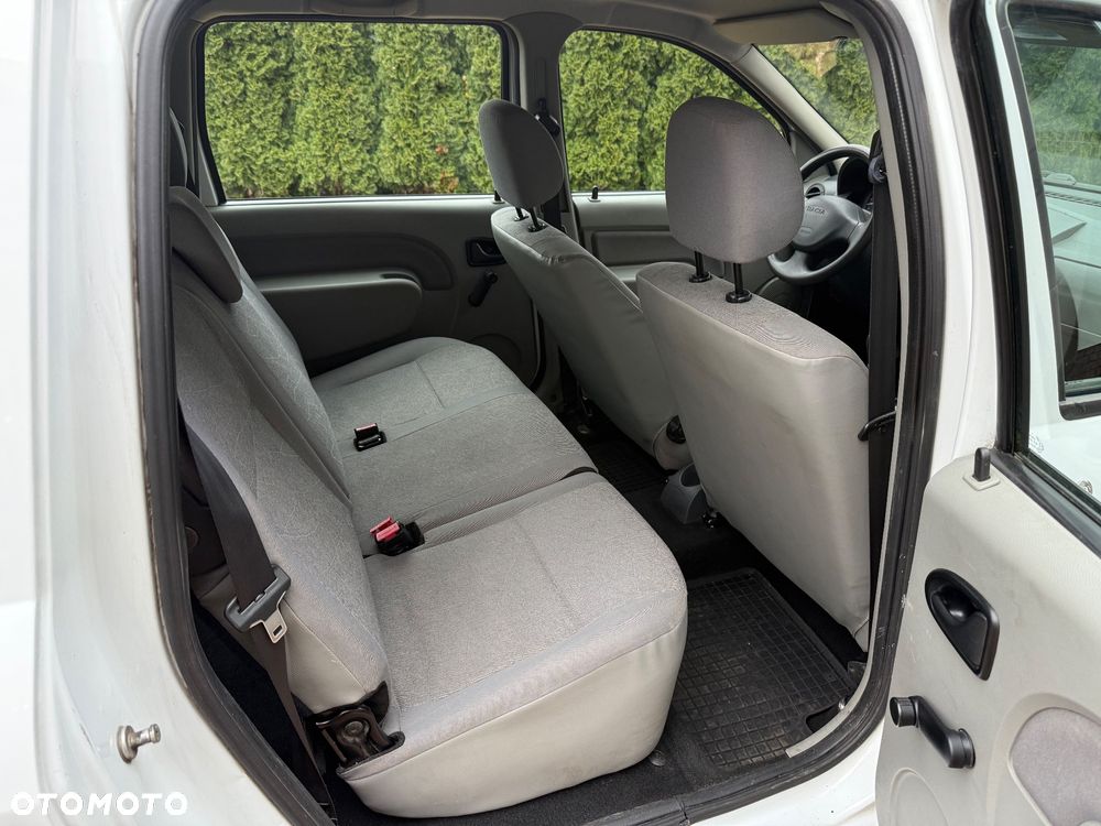 Dacia Logan 1.6 Ambiance - 27