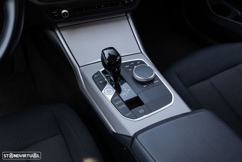 BMW 318 d Auto - 20