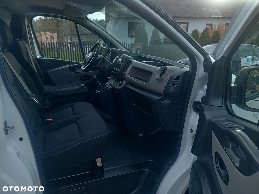 Renault Trafic - 11
