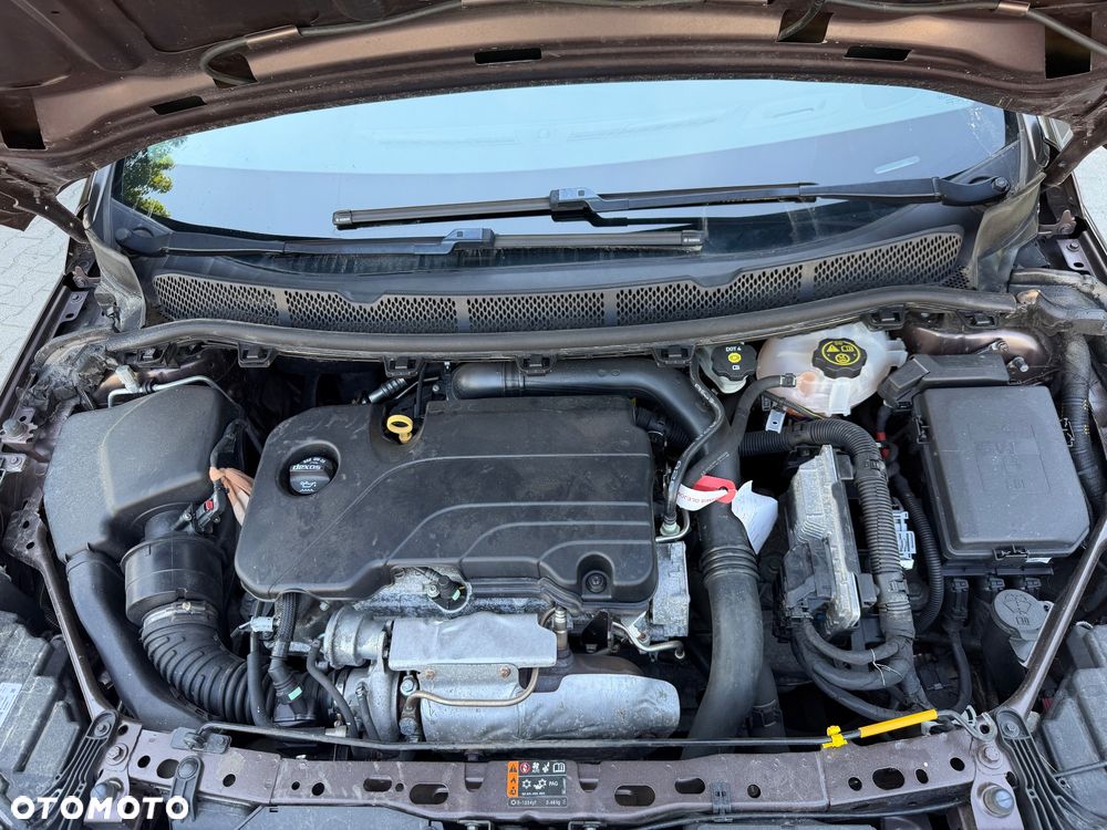 Opel Astra 1.4 Turbo Innovation - 33