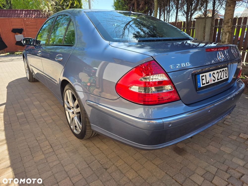 Mercedes-Benz Klasa E 280 4Matic Automatik Avantgarde - 8