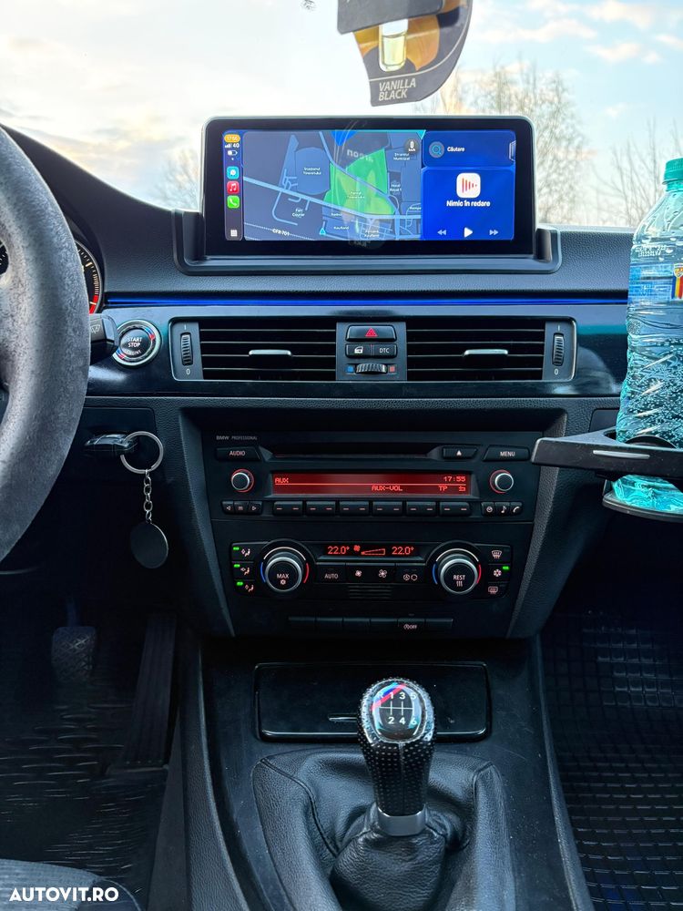 BMW Seria 3 318d - 8