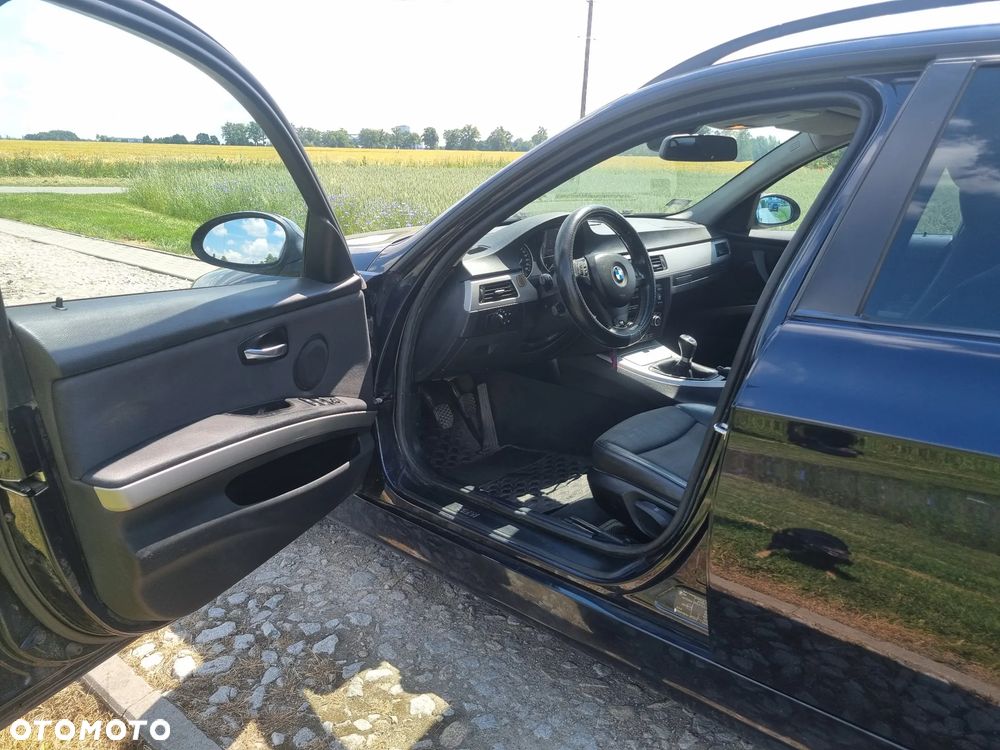 BMW Seria 3 320d DPF - 10