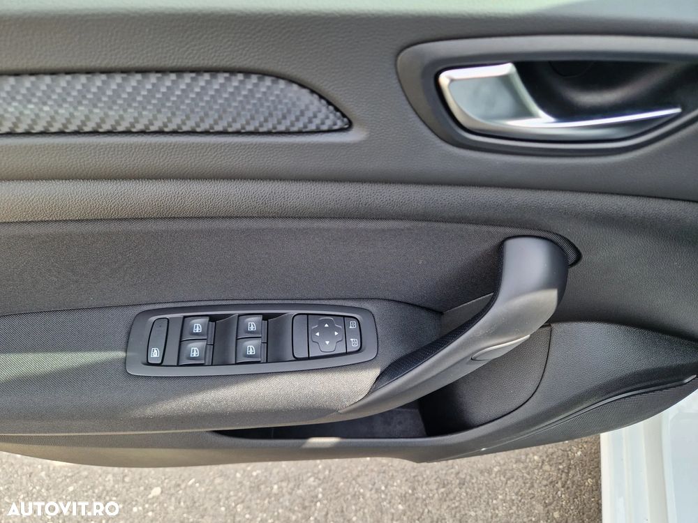 Renault Megane TCe 140 EDC GPF Equilibre - 17