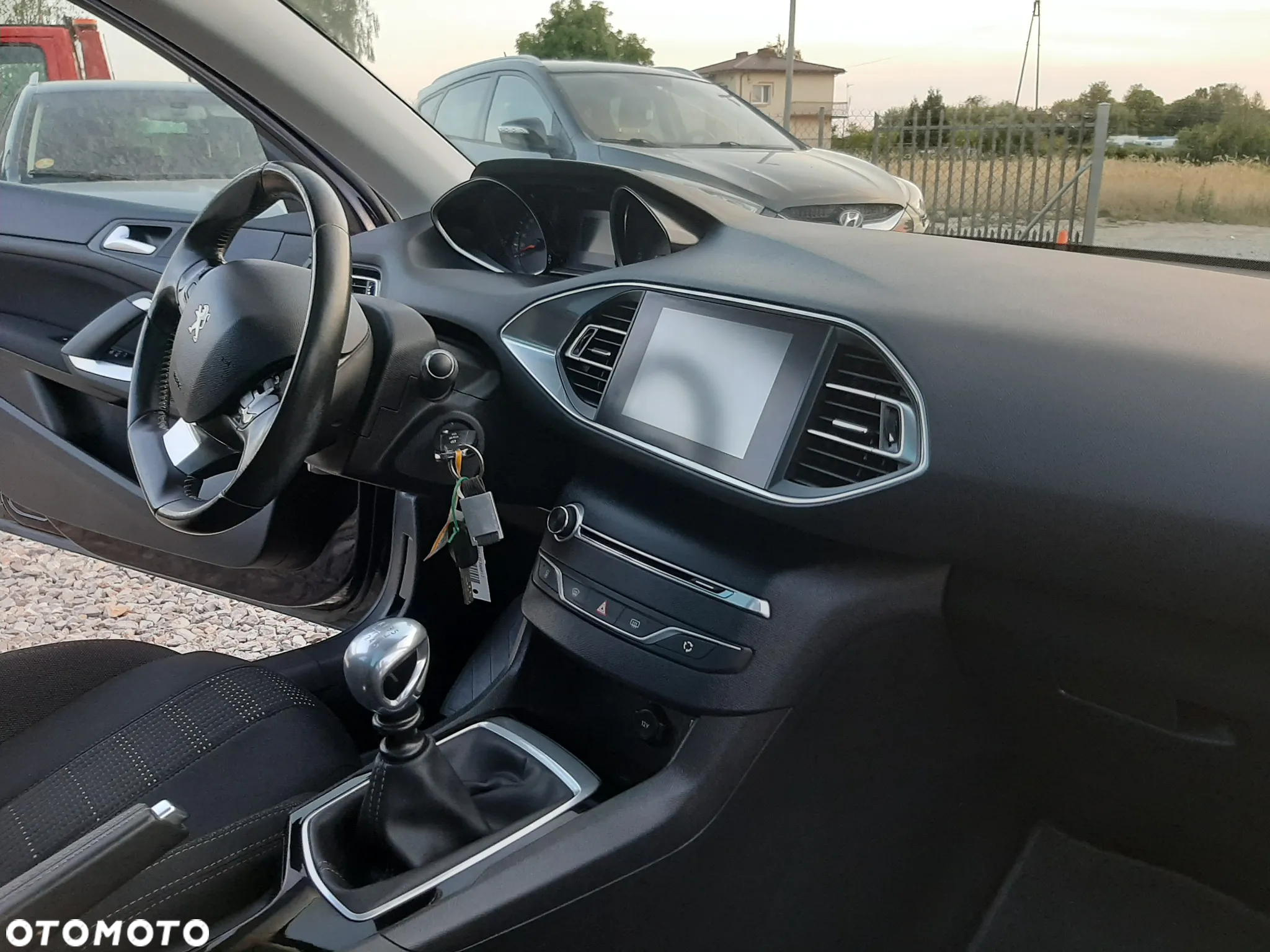 Peugeot 308 SW 1.6 BlueHDi Allure S&S - 16
