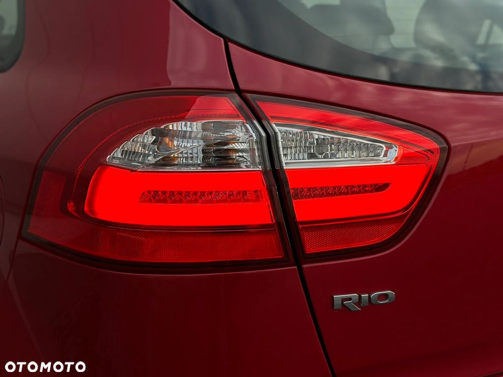 Kia Rio - 10