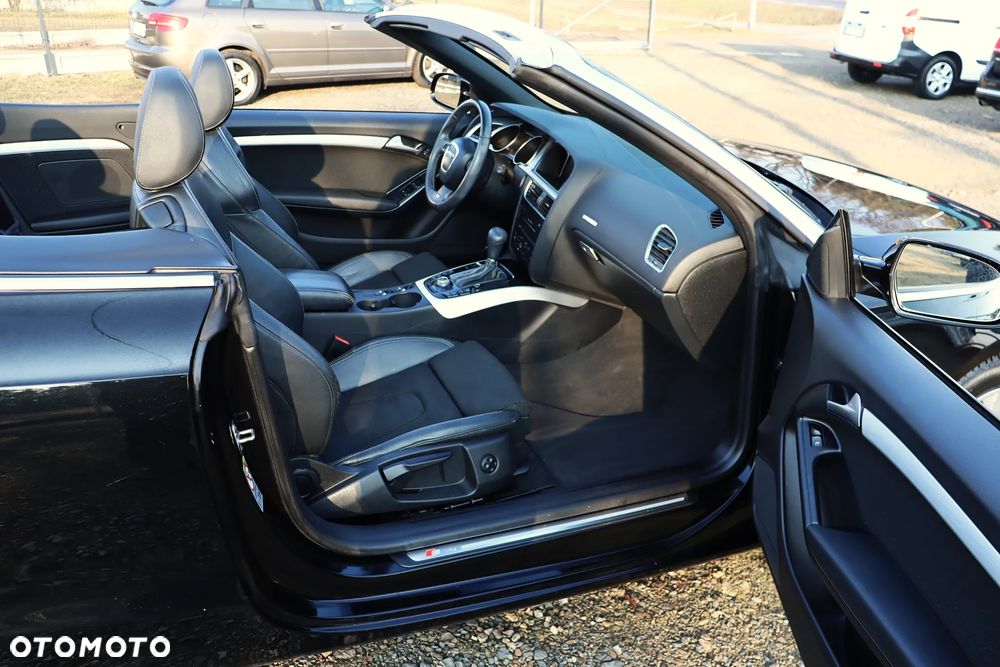 Audi A5 Cabrio - 11