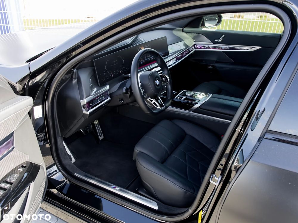 BMW Seria 7 - 21