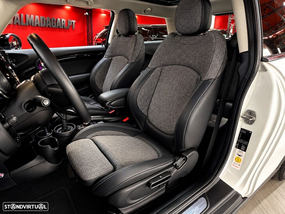 MINI 3 Portas Cooper Camden Edition Auto - 10