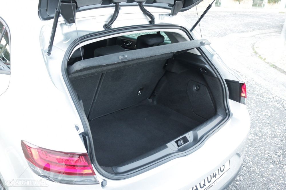 Renault Mégane 1.5 Blue dCi Limited - 17