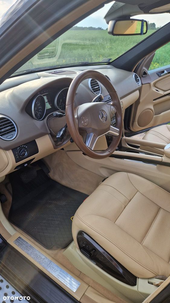 Mercedes-Benz ML 320 CDI 4-Matic - 8