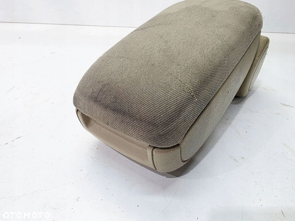 PODŁOKIETNIK PRZÓD REGULOWANY AUDI A3 8P 8P0864207B 8C1 BEŻ - 5