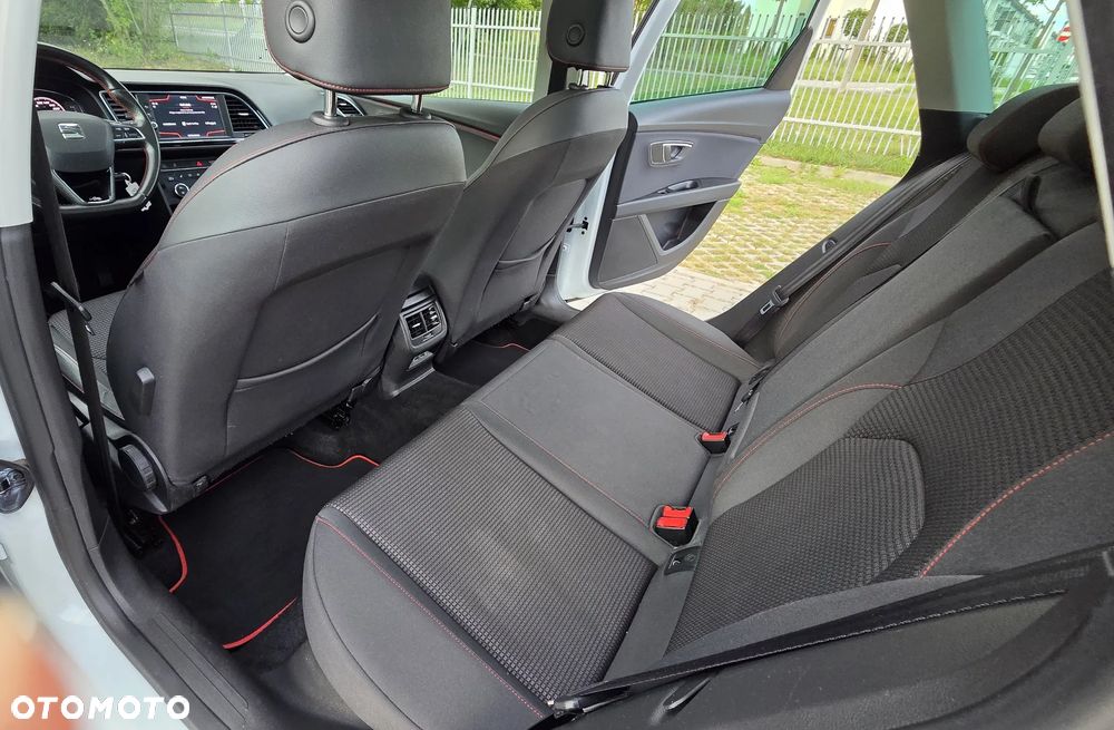 Seat Leon Sportstourer 1.4 TSI ACT Start&Stop DSG FR - 32