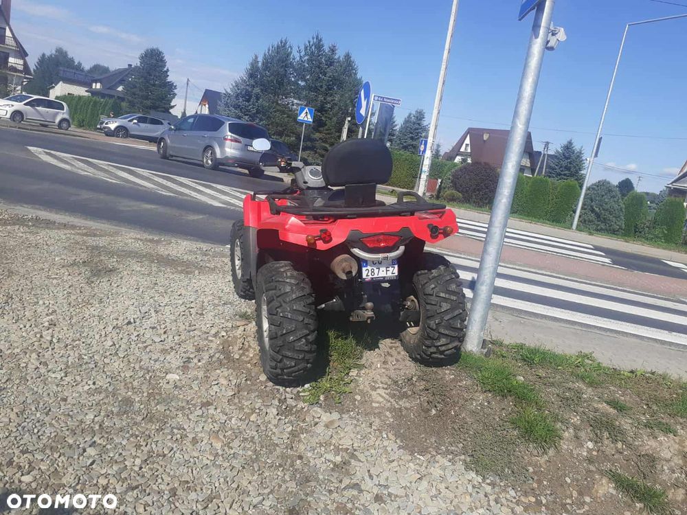 Can-Am Outlander - 2