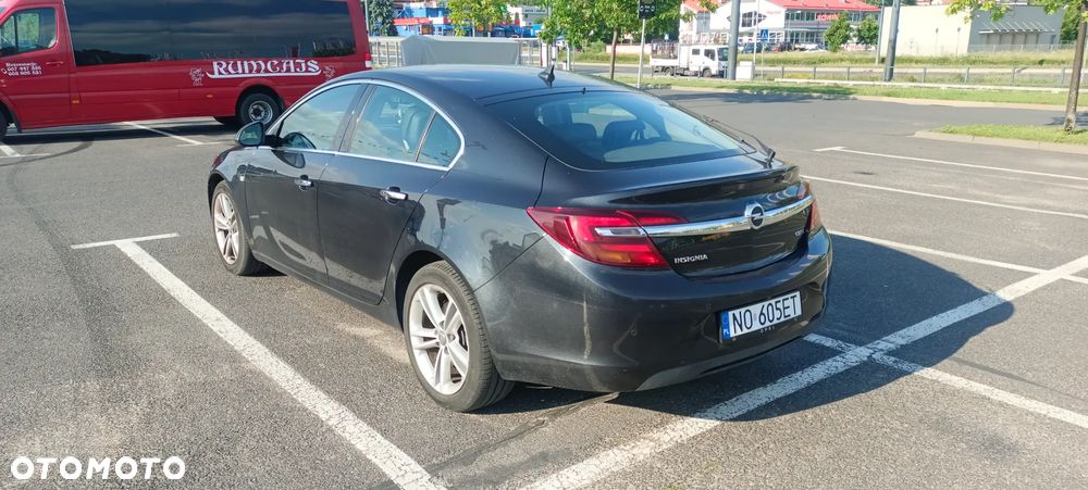 Opel Insignia 2.0 CDTI - 13