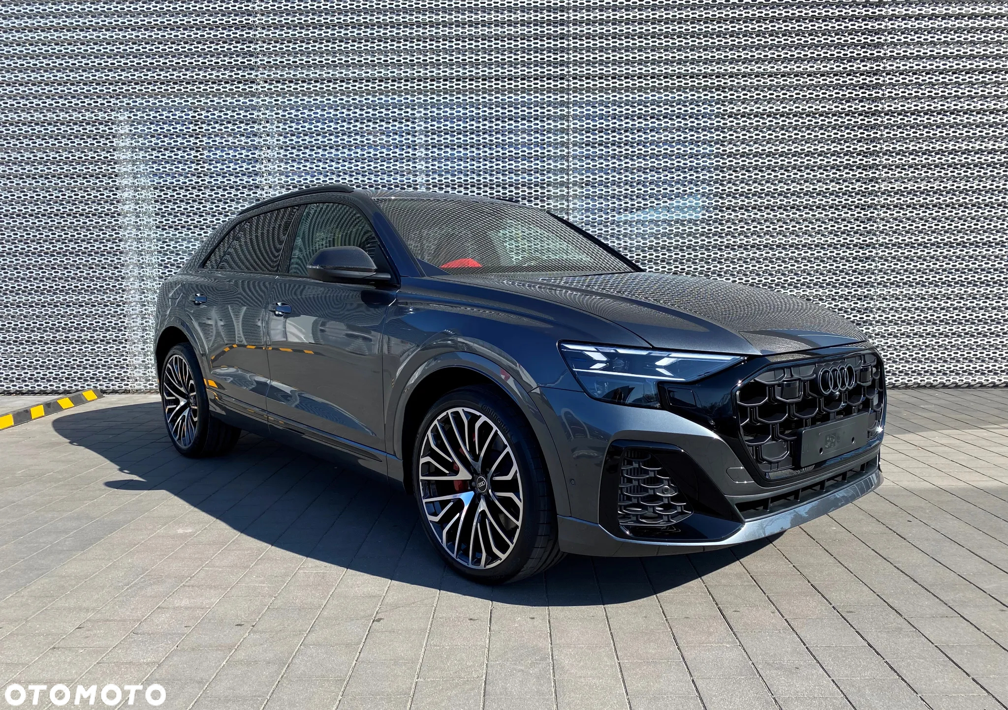 Audi SQ8 TFSI Quattro Tiptronic - 4