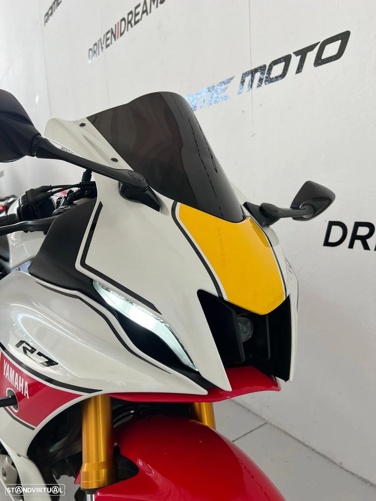 Yamaha R 7 - Edição 60º Aniversário - 10