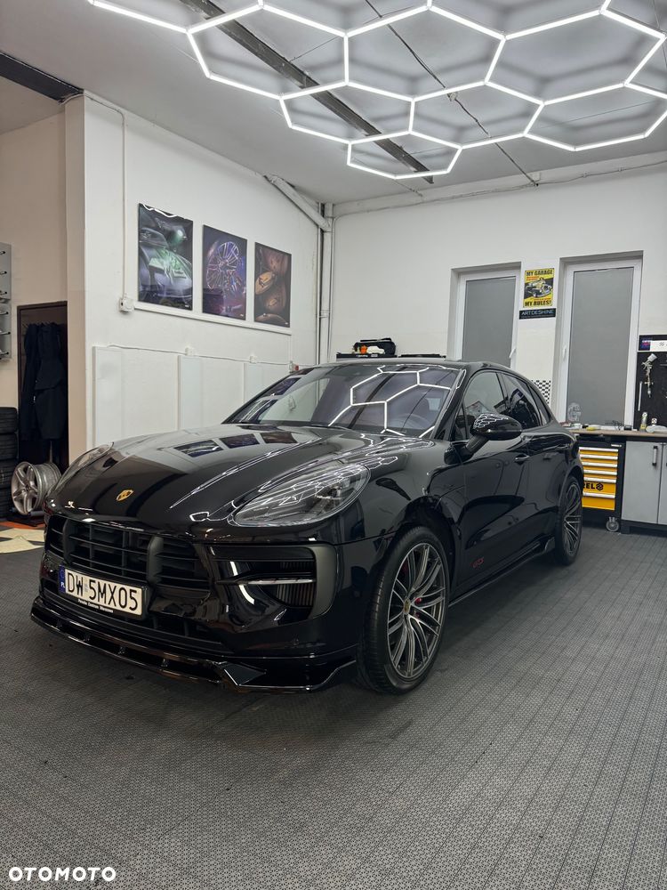 Porsche Macan GTS - 3