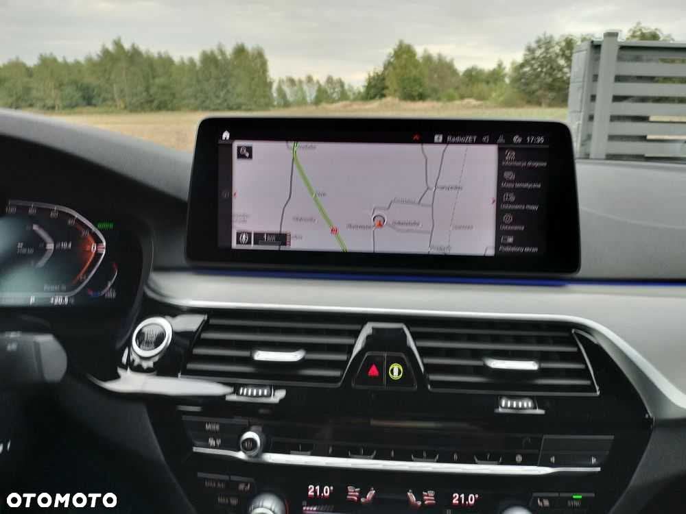 BMW Seria 5 530d xDrive mHEV M Sport sport - 24
