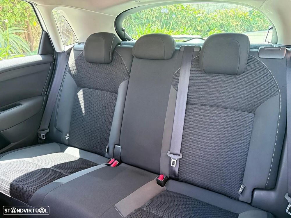 Citroën C4 1.6 BlueHDi Feel EAT6 - 54