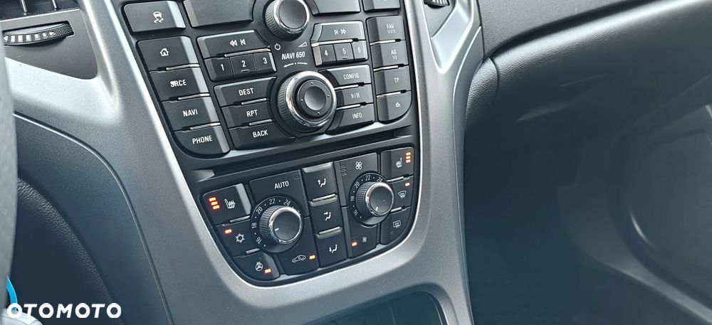 Opel Astra 1.4 Turbo Cosmo - 3