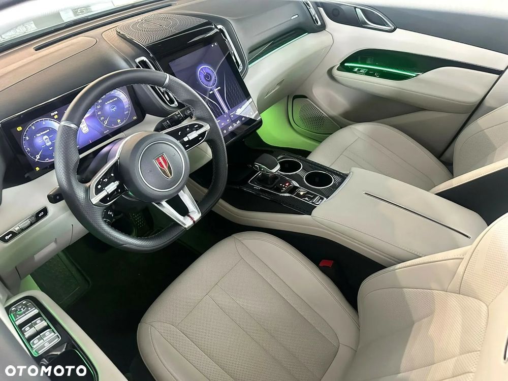Hongqi HS3 - 9