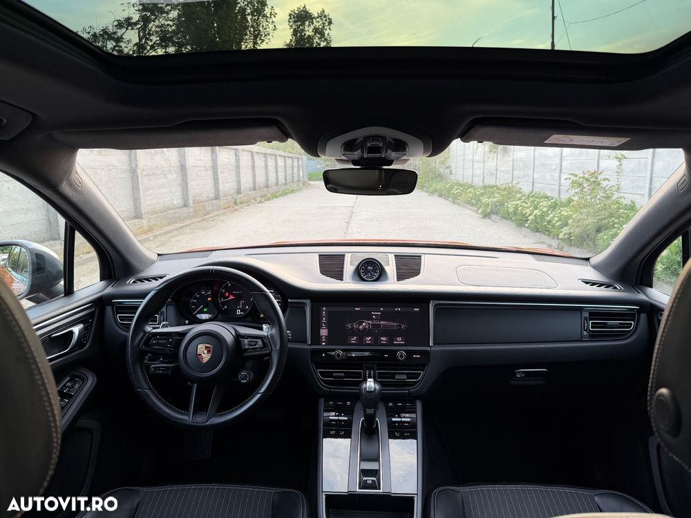 Porsche Macan T - 18