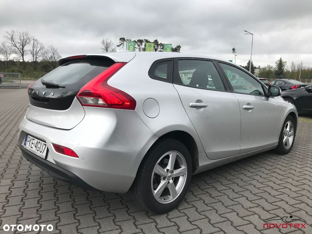 Volvo V40 D2 Drive-E Kinetic - 2