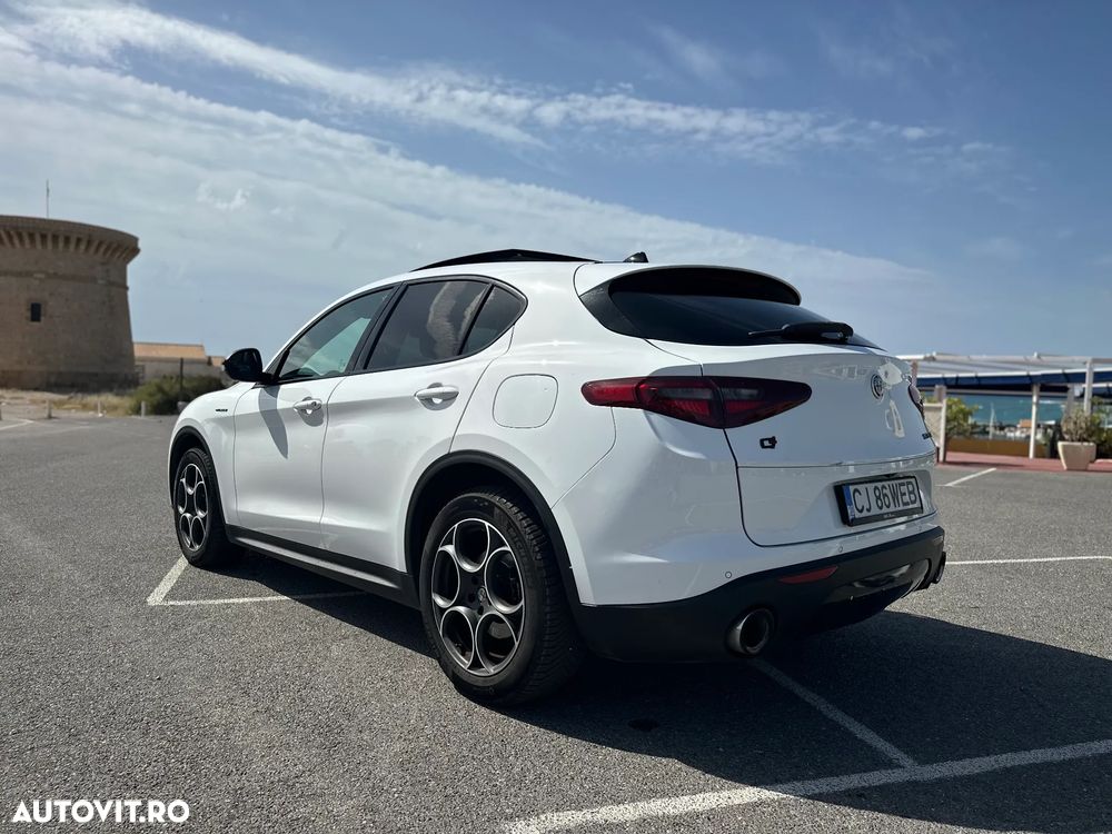 Alfa Romeo Stelvio 2.0 Turbo 16V AT8-Q4 Super - 11