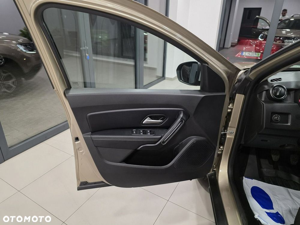 Dacia Duster SCe 115 4x4 Laureate - 11
