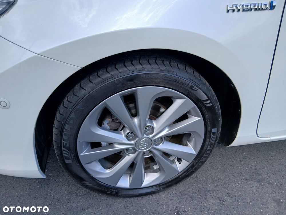 Toyota Auris 1.8 HSD Prestige - 7