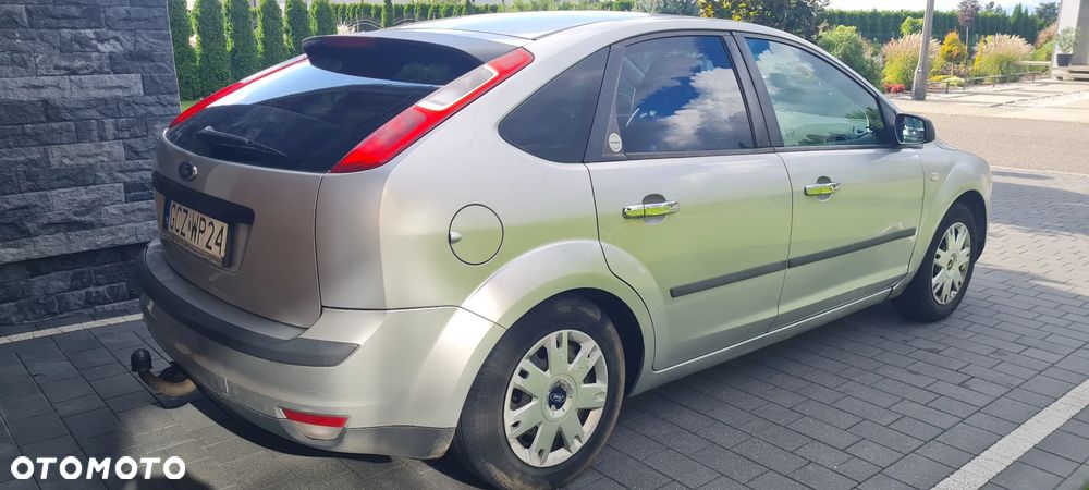 Ford Focus 1.6 Comfort - 31