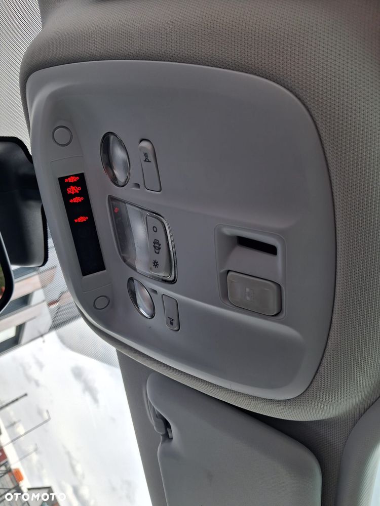 Peugeot 308 155 THP Platinum - 17