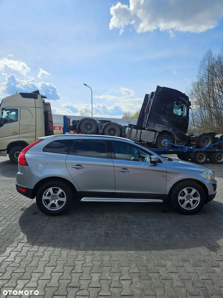 Volvo XC 60 - 6
