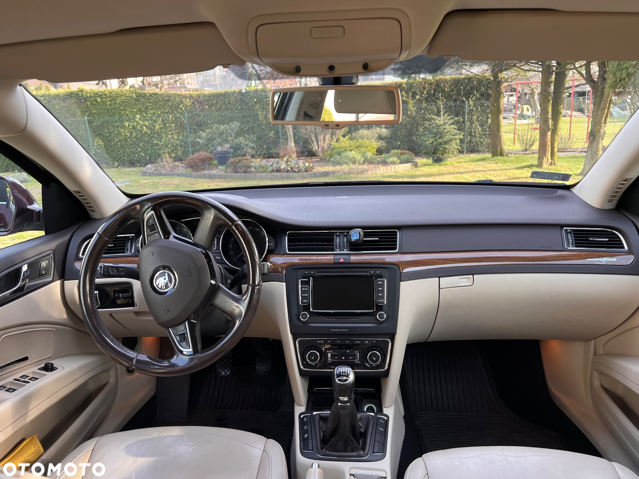 Skoda Superb 2.0 TDI L&K - 11