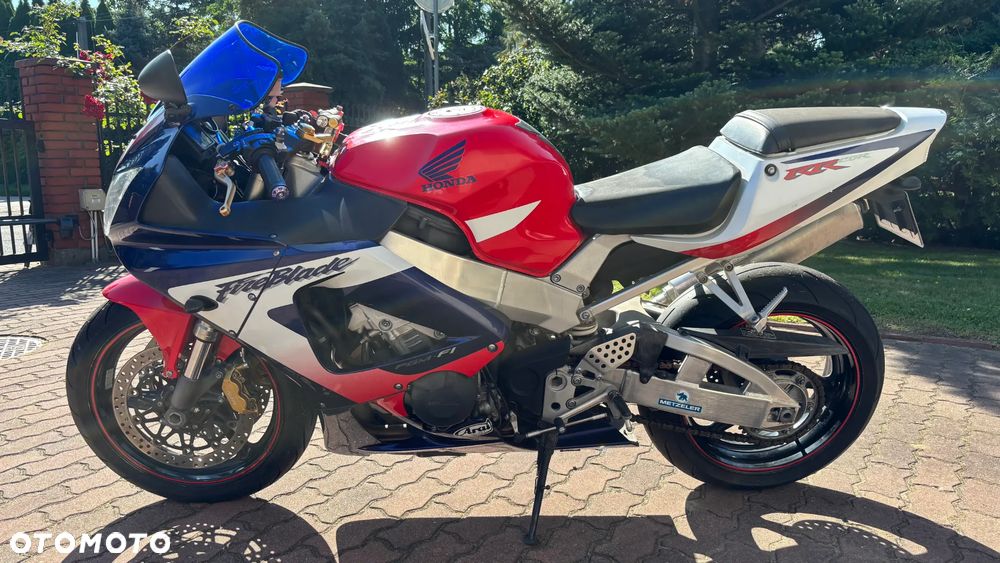 Honda CBR - 1