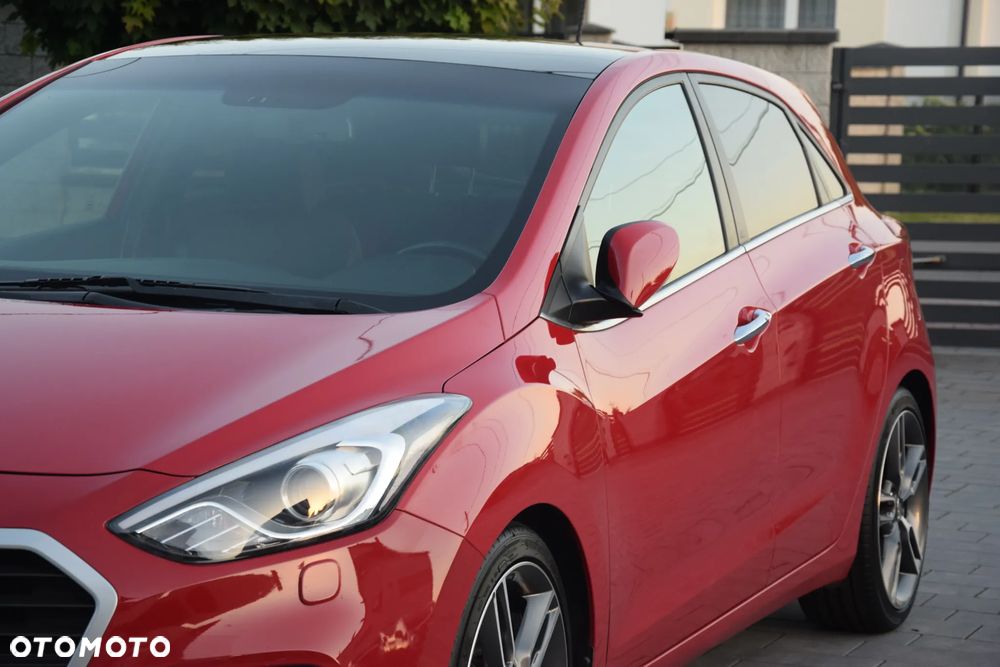 Hyundai i30 1.6 T GDI Turbo - 33