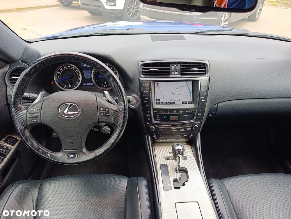 Lexus IS F Sport - 14