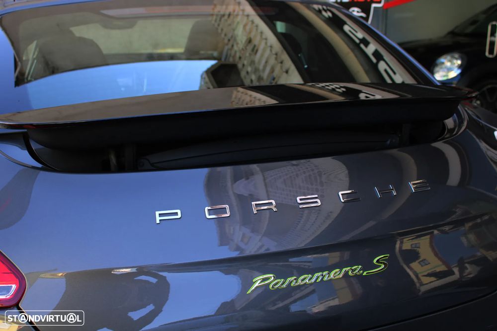 Porsche Panamera S Hybrid - 57