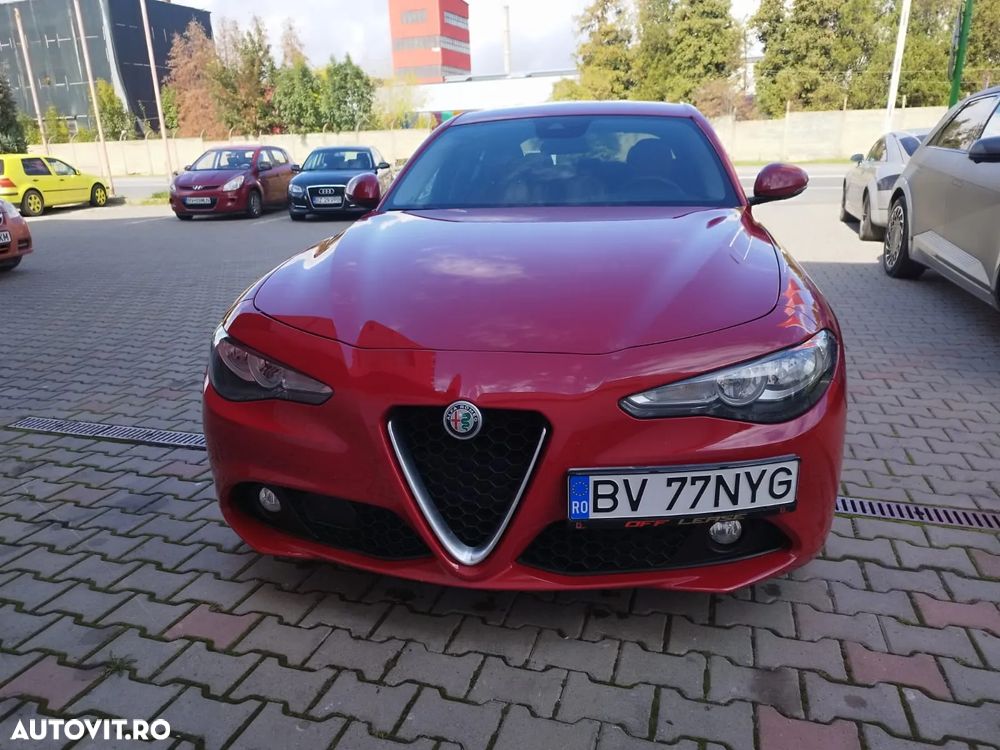 Alfa Romeo Giulia 2.0 Turbo 16V AT8 Business - 5