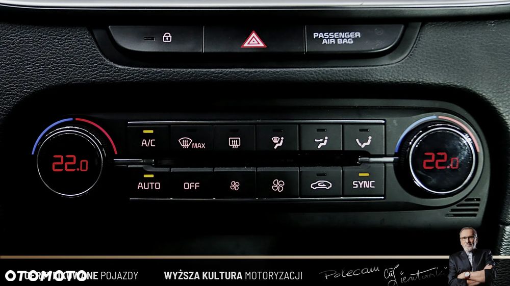 Kia Ceed 1.6 CRDi SCR M - 24