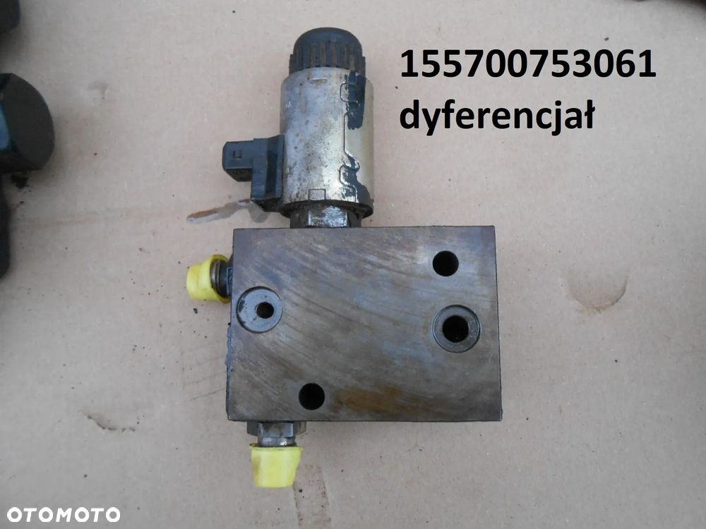 Zawór WOM blokady dyferencjału Case CVX New Holland NH Steyr CVT150 - 4