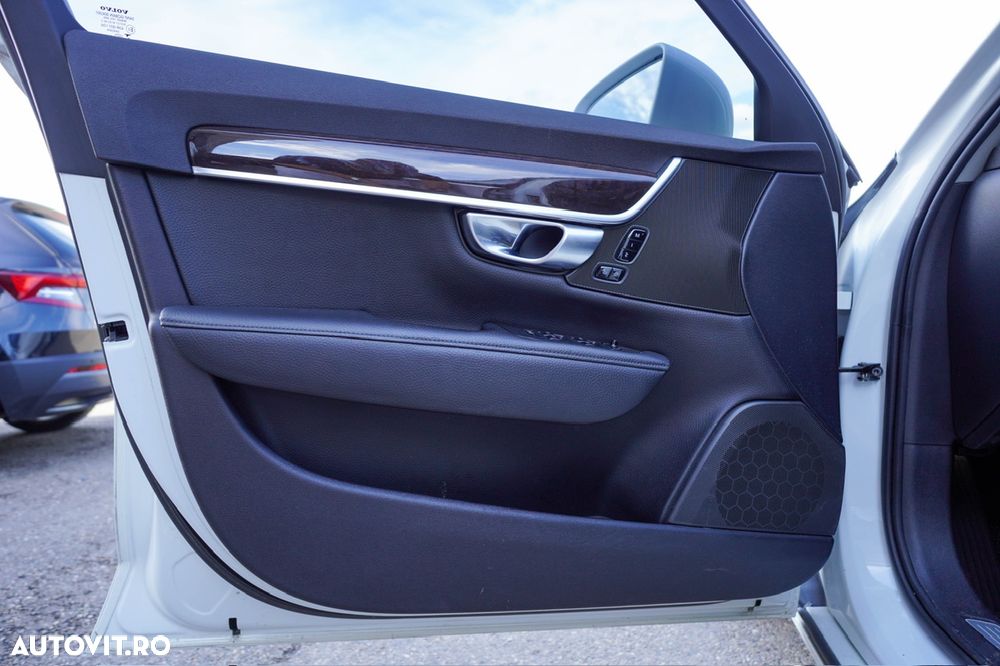 Volvo S90 T5 Momentum - 12