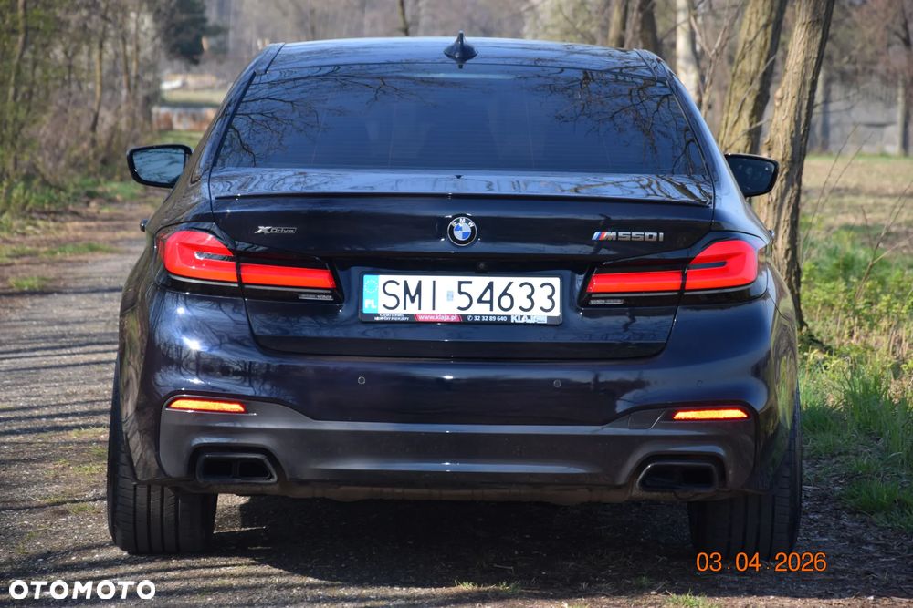 BMW Seria 5 M550i xDrive sport - 6