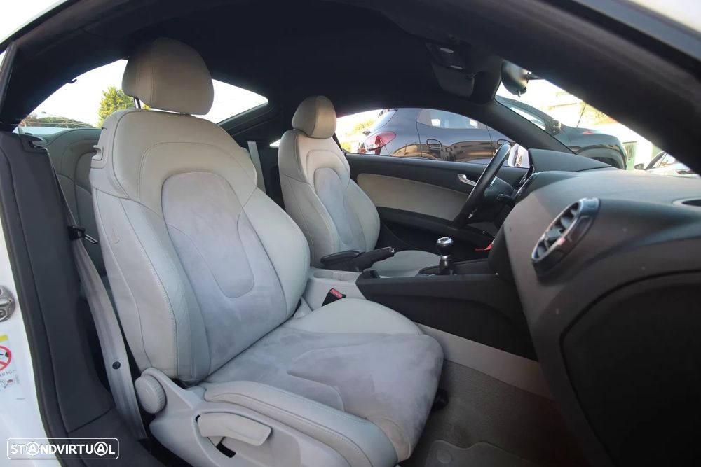 Audi TT Coupé 2.0 TDI quattro - 22