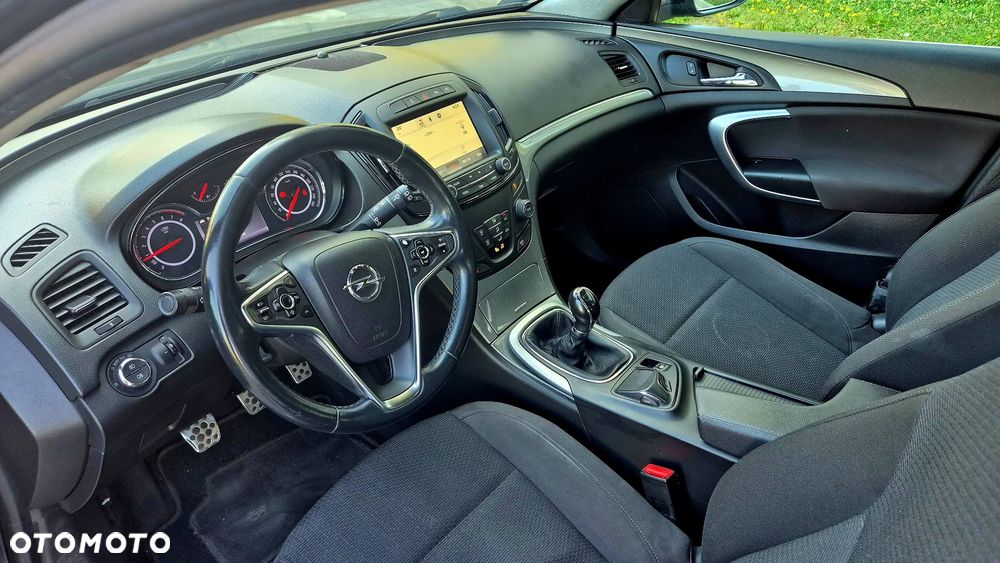 Opel Insignia 1.6 T Edition S&S - 9
